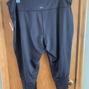 Women’s Plus Size Black Mesh Leg Capri - Size 3X